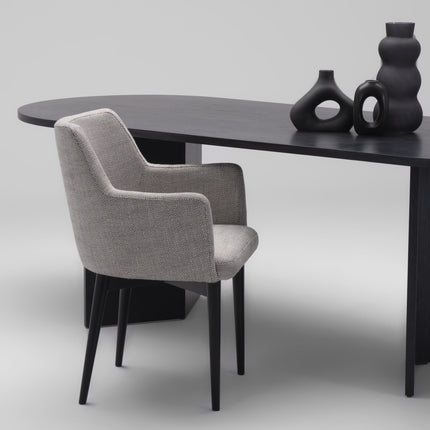 Armchair Rene with metal legs