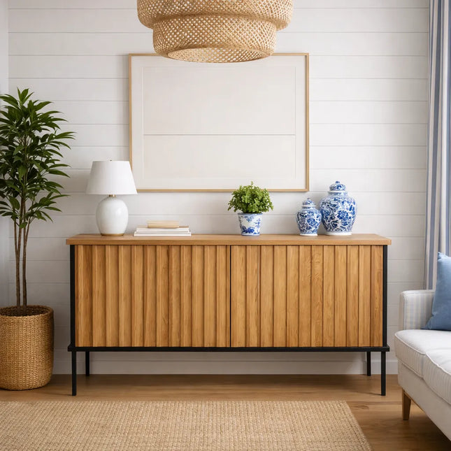 Oak chest of drawers in the loft style Metheringham