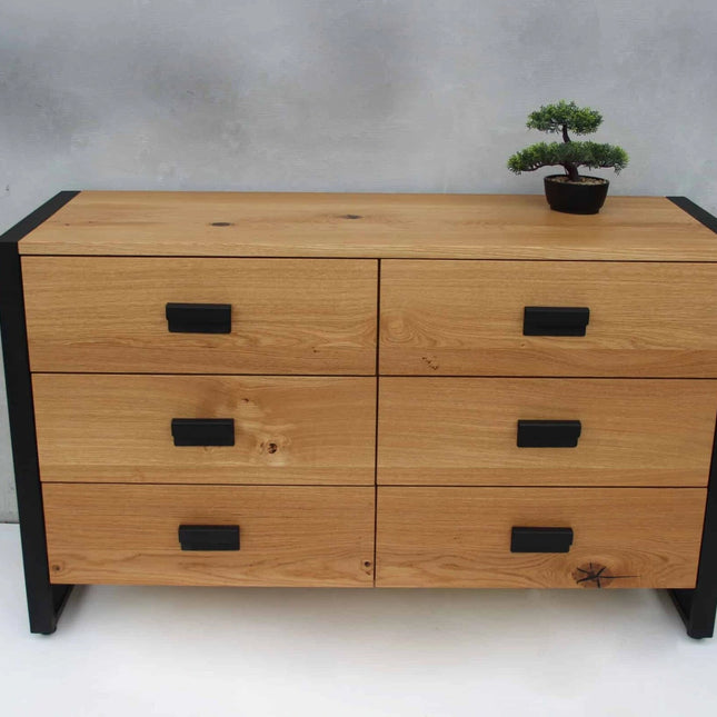 Oak spacious loft chest of drawers Sibsey