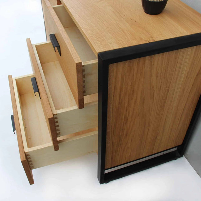 Oak spacious loft chest of drawers Sibsey