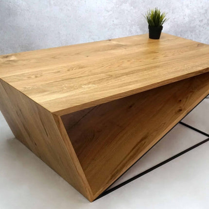 Oak coffee table Triangle