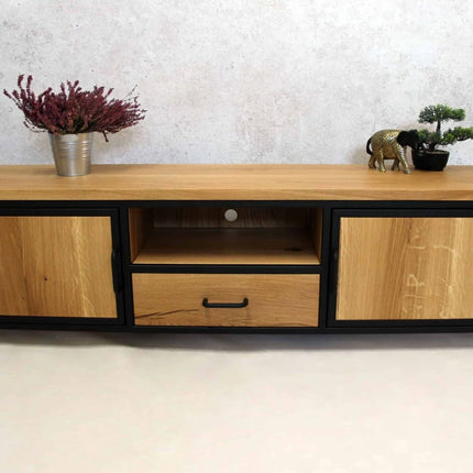 Oak TV cabinet Pinchbeck